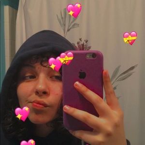 Meet your Posher, Abril